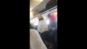 Mais de 100 refugiados haitianos são impedidos de entrar no Brasil em Viracopos